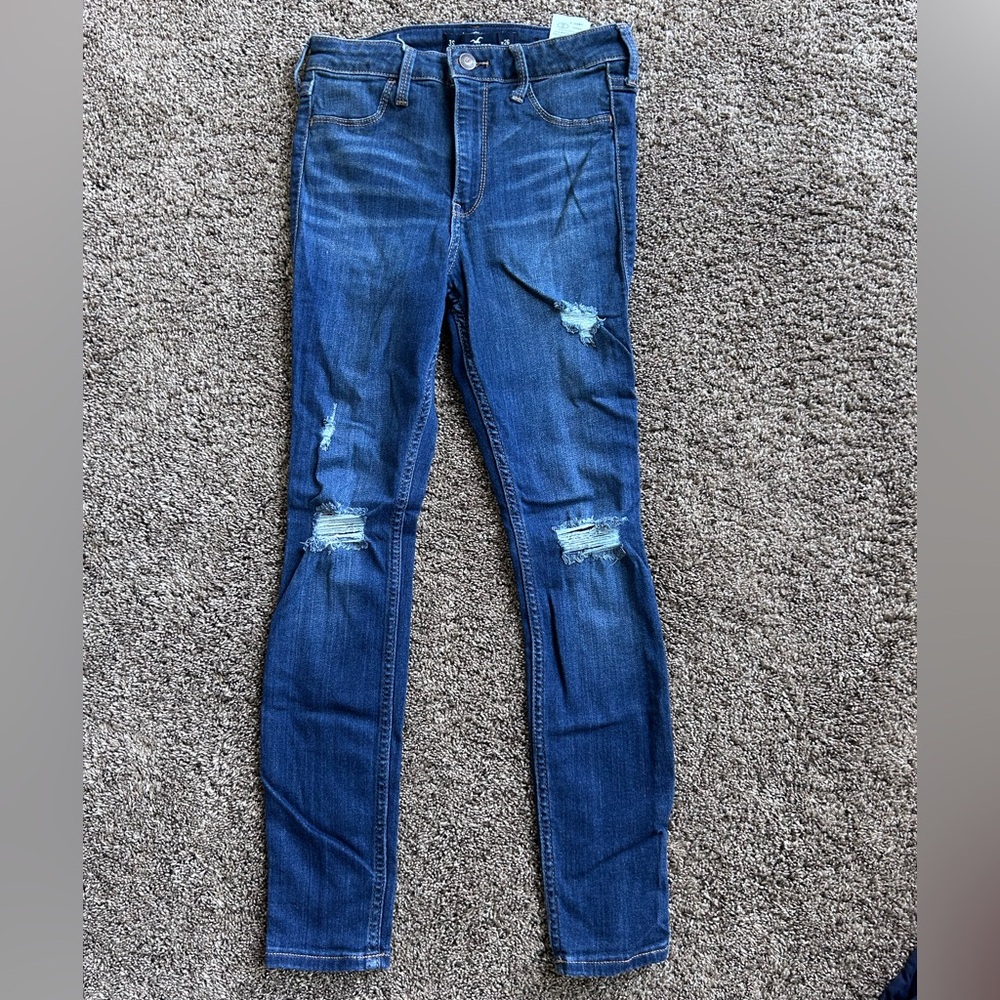 Hollister Dark Blue Distressed Skinny Jeans Size 3s - W26 L26